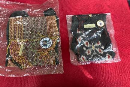 Tas Selempang Tenun Kecil